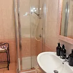 公寓 Luxury 5br , 4ba Penthouse In The Center 卡利亚里