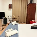 Luxury 5br , 4ba Penthouse In The Center *