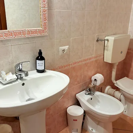 Luxury 5br , 4ba Penthouse In The Center Appartamento *