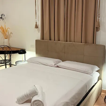 아파트 Luxury 5br , 4ba Penthouse In The Center *