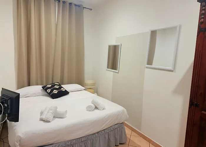 アパート Luxury 5br , 4ba Penthouse In The Center