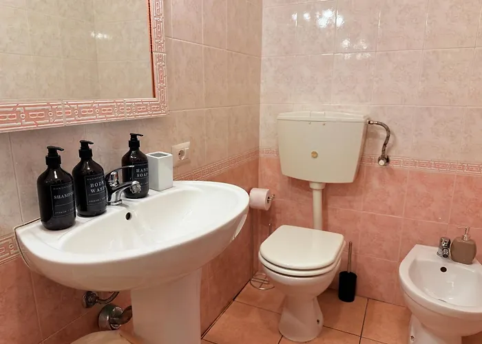 Luxury 5br , 4ba Penthouse In The Center アパート *